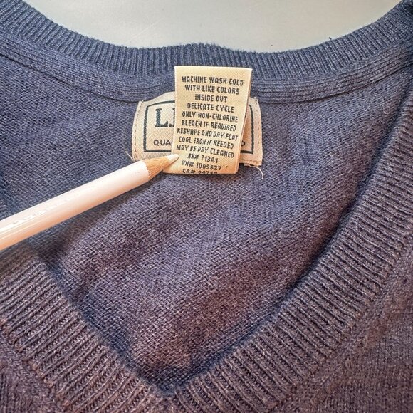 LL Bean Cotton V Neck Sweater Men Cashmere Pullover Shirt Long Sleeve Large - Picture 5 of 14